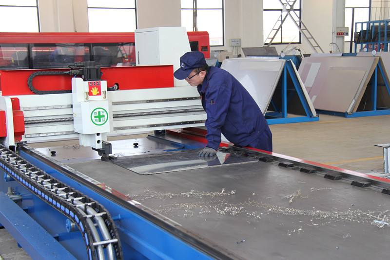 不銹鋼刨槽機.jpg