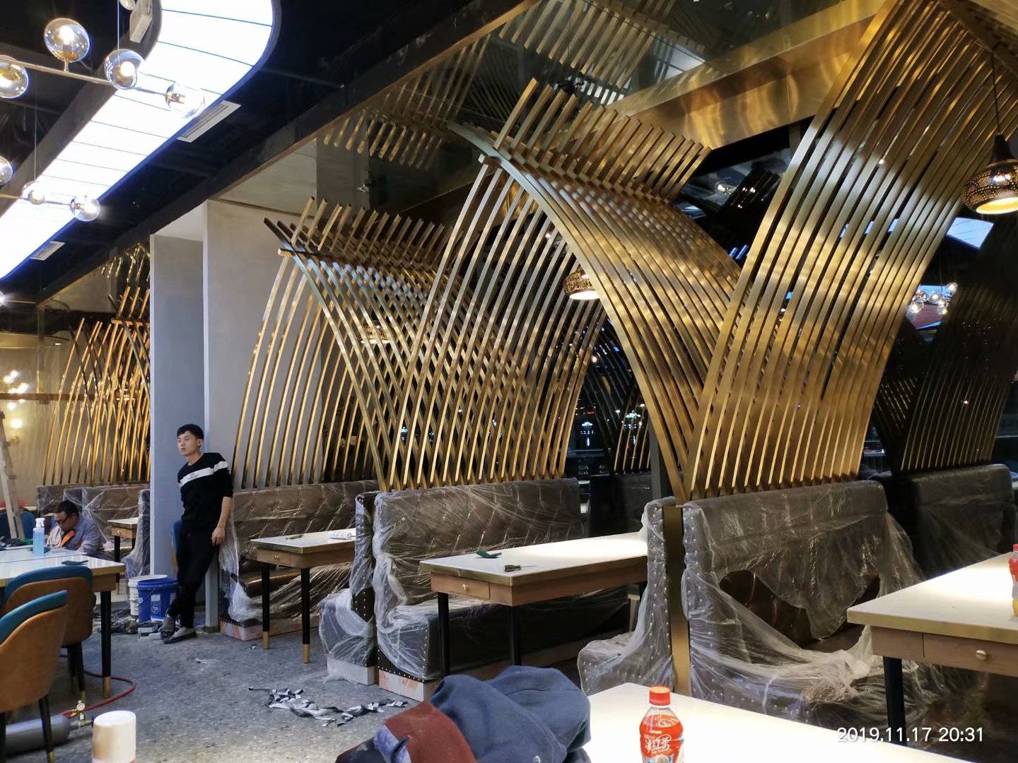 酒店金屬裝飾2.jpg